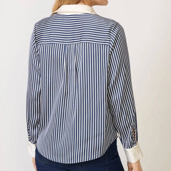 Evereve Julia Stripe Satin Shirt Medium - Picture 2 of 7